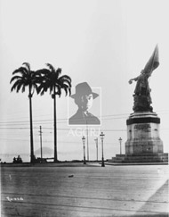 	Monumento do Descobrimento do Brasil, Est�tua de Pedro �lvares Cabral	